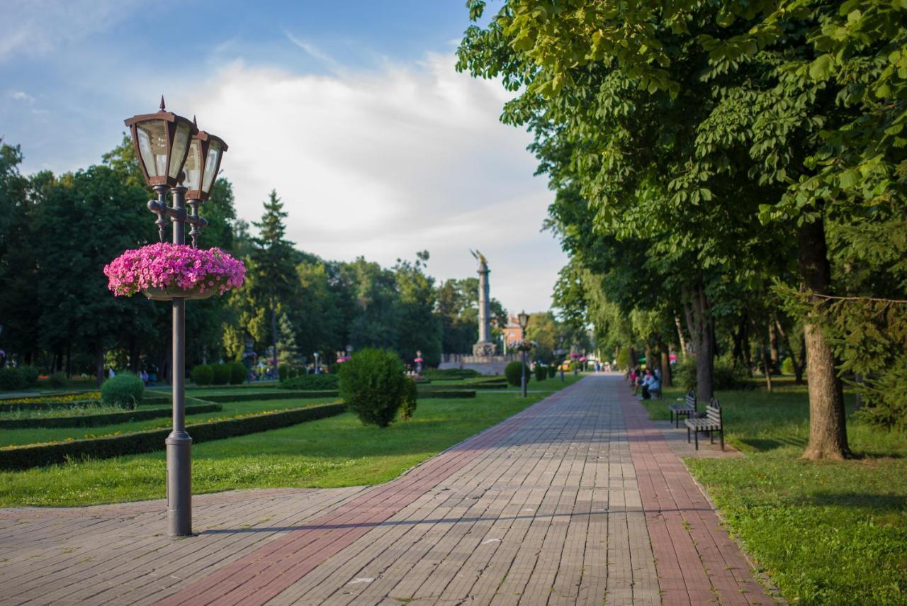 Modern Apartmetns In Town Center Poltawa Exterior foto